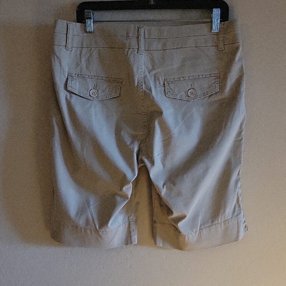Blue Epic Bermuda Shorts with Exaggerated Thread Detail - Picture 3 of 5